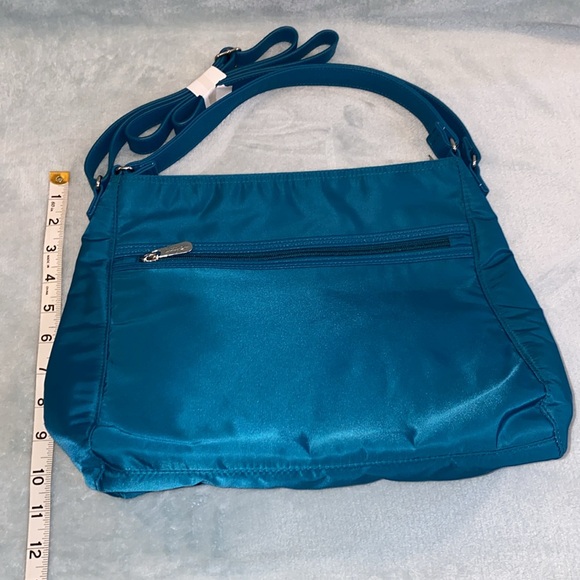 Thirty One Purse - Picture 2 of 10